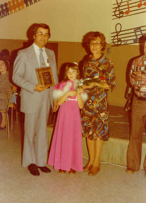 family-1237701_1280